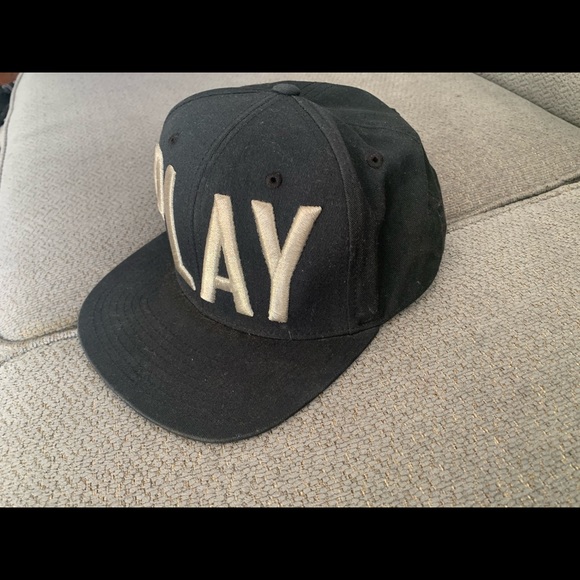 Play hat - Picture 3 of 5